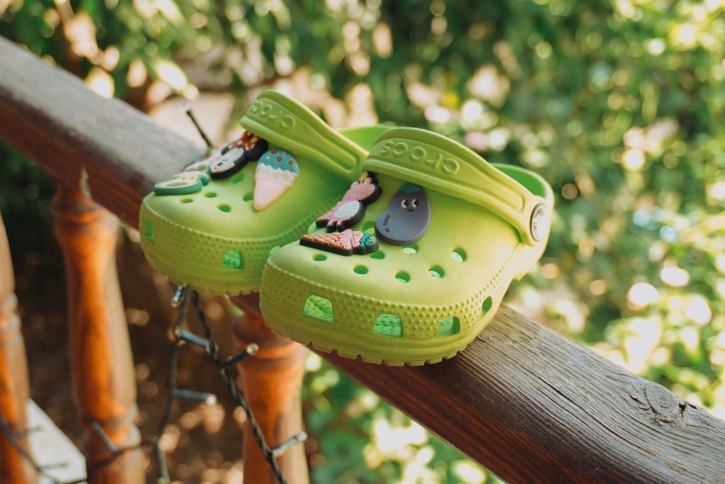 El caso Crocs o cómo facturar miles de millones convirtiendo el odio en tu mayor ventaja competitiva 4 crocs